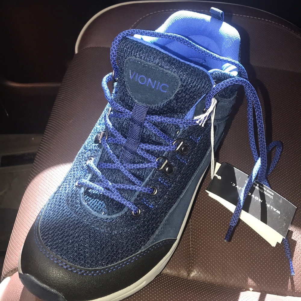 New vionic hiking shoes